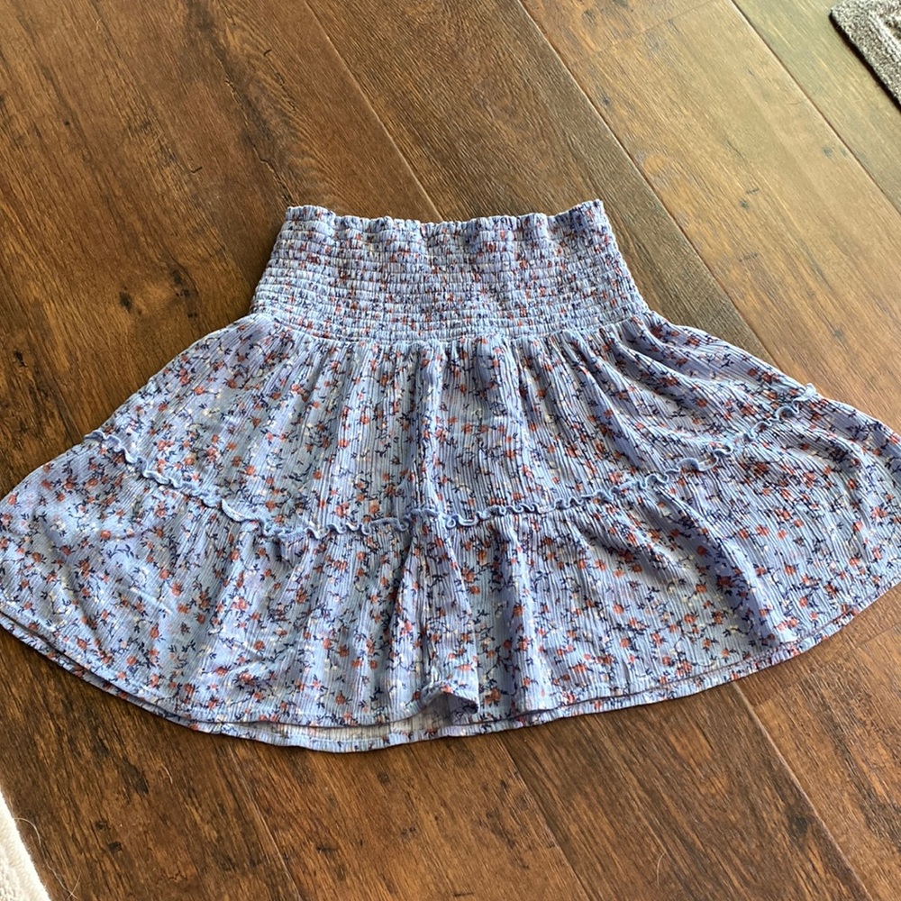 Womens mini skirt size medium